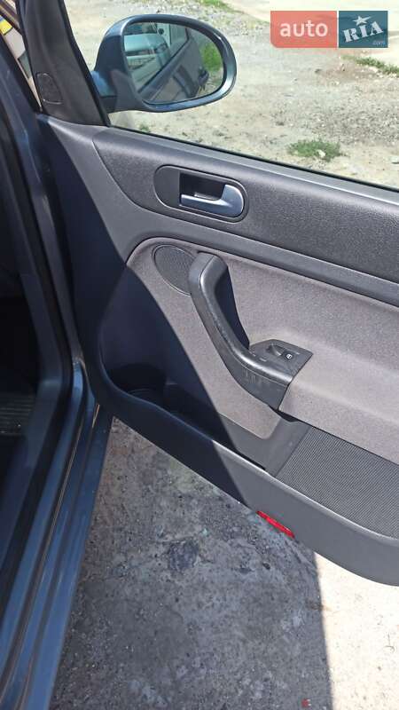 Хетчбек Volkswagen Golf Plus 2006 в Вінниці