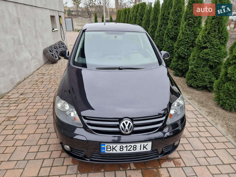 Хэтчбек Volkswagen Golf Plus 2007 в Ровно