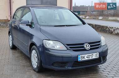 Хэтчбек Volkswagen Golf Plus 2005 в Сарнах