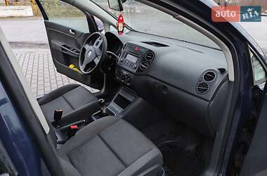 Хэтчбек Volkswagen Golf Plus 2005 в Сарнах