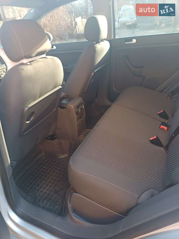 Хетчбек Volkswagen Golf Plus 2005 в Хмельницькому