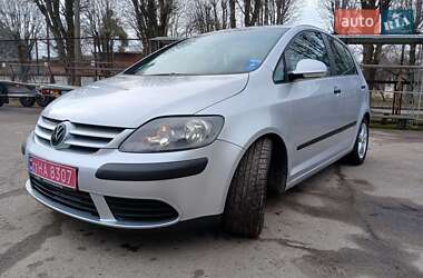 Хэтчбек Volkswagen Golf Plus 2006 в 