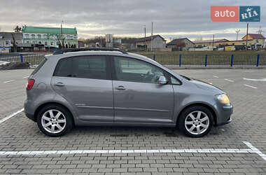 Хэтчбек Volkswagen Golf Plus 2009 в Нововолынске