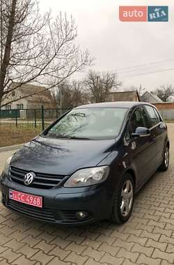 Хэтчбек Volkswagen Golf Plus 2007 в Томаковке