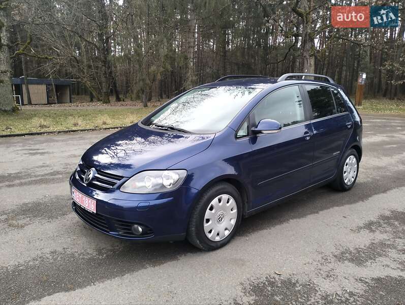 Хетчбек Volkswagen Golf Plus 2008 в Рівному