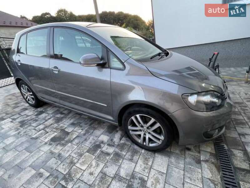 Хэтчбек Volkswagen Golf Plus 2009 в Тернополе