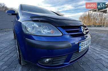 Хэтчбек Volkswagen Golf Plus 2005 в 