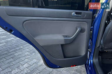 Хэтчбек Volkswagen Golf Plus 2005 в 