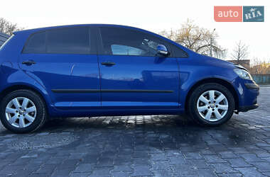 Хэтчбек Volkswagen Golf Plus 2005 в 