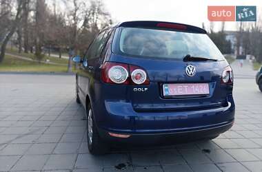 Хэтчбек Volkswagen Golf Plus 2005 в Светловодске