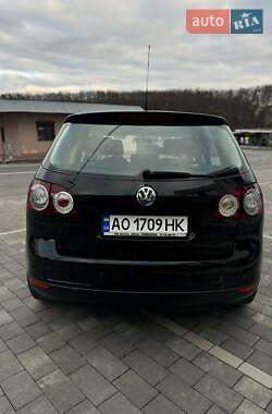 Хэтчбек Volkswagen Golf Plus 2005 в 