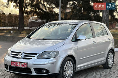 Хэтчбек Volkswagen Golf Plus 2006 в Староконстантинове