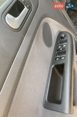 Хетчбек Volkswagen Golf Plus 2005 в 