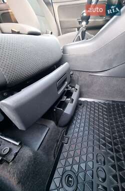 Хетчбек Volkswagen Golf Plus 2005 в 