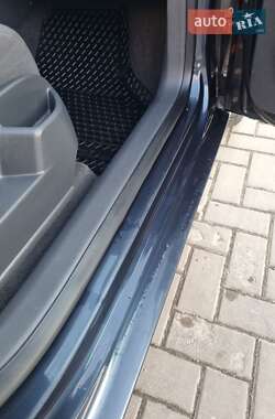Хетчбек Volkswagen Golf Plus 2005 в 