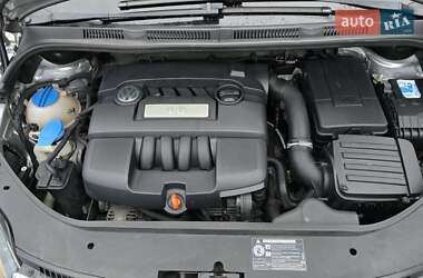 Хэтчбек Volkswagen Golf Plus 2008 в 