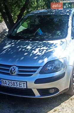 Хетчбек Volkswagen Golf Plus 2007 в 