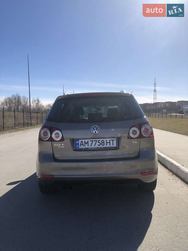 Хетчбек Volkswagen Golf Plus 2009 в Коростені