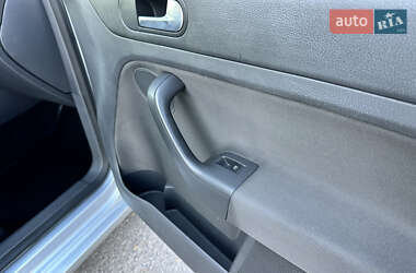 Хетчбек Volkswagen Golf Plus 2007 в 