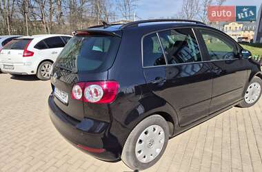Хетчбек Volkswagen Golf Plus 2012 в 