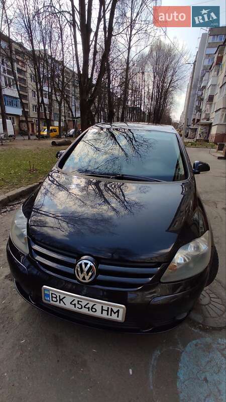 Хэтчбек Volkswagen Golf Plus 2007 в Ровно