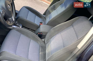 Хэтчбек Volkswagen Golf Plus 2011 в 
