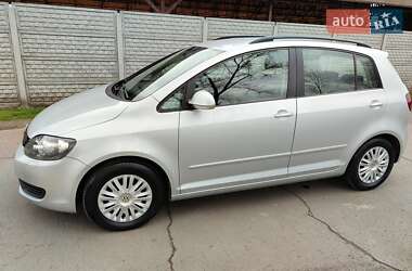 Хэтчбек Volkswagen Golf Plus 2009 в 