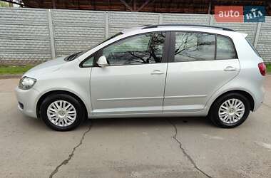 Хэтчбек Volkswagen Golf Plus 2009 в 