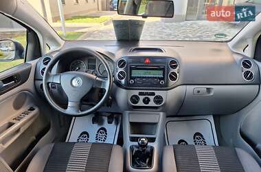 Хетчбек Volkswagen Golf Plus 2005 в 