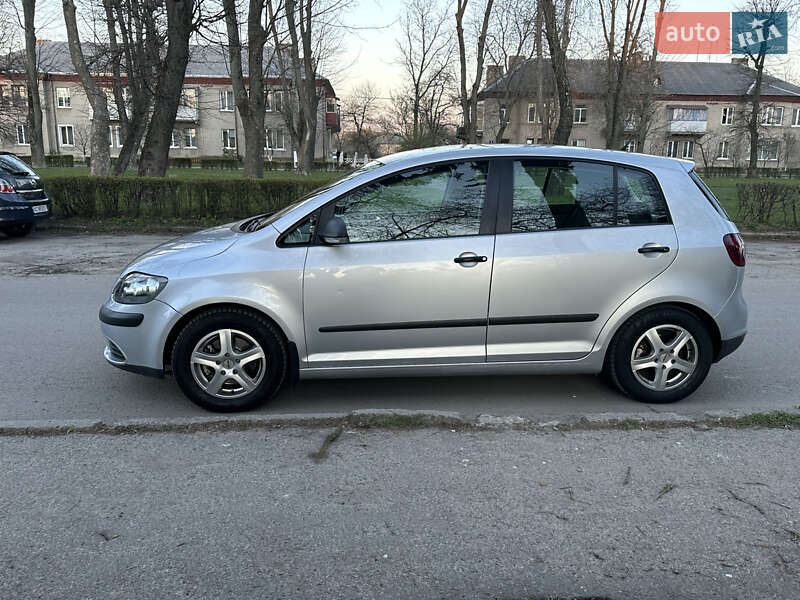 Хетчбек Volkswagen Golf Plus 2008 в Луцьку