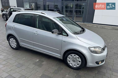 Хэтчбек Volkswagen Golf Plus 2012 в 