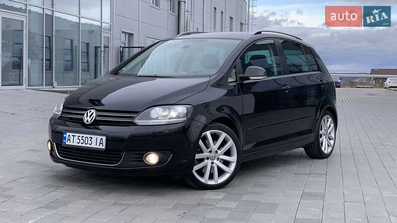 Хэтчбек Volkswagen Golf Plus 2010 в 
