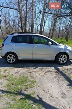 Хэтчбек Volkswagen Golf Plus 2008 в 