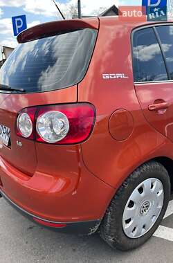 Хетчбек Volkswagen Golf Plus 2006 в 