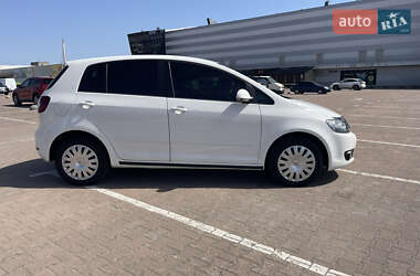 Хэтчбек Volkswagen Golf Plus 2010 в 