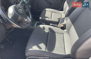 Хэтчбек Volkswagen Golf Plus 2010 в 