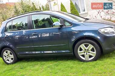 Хэтчбек Volkswagen Golf Plus 2009 в 