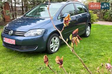Хэтчбек Volkswagen Golf Plus 2009 в 