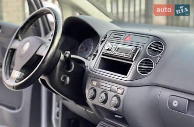 Хетчбек Volkswagen Golf Plus 2008 в 