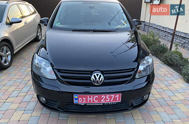 Хэтчбек Volkswagen Golf Plus 2008 в 