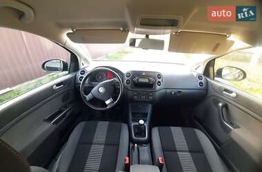 Хетчбек Volkswagen Golf Plus 2008 в 