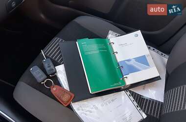 Хетчбек Volkswagen Golf Plus 2008 в 