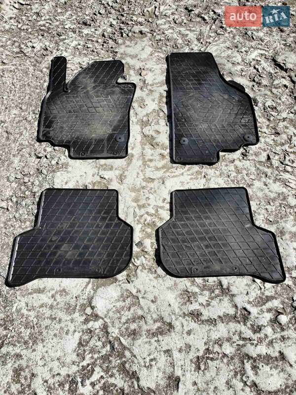 Хэтчбек Volkswagen Golf Plus 2008 в Фастове