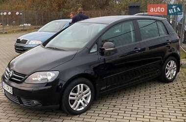 Хетчбек Volkswagen Golf Plus 2007 в 