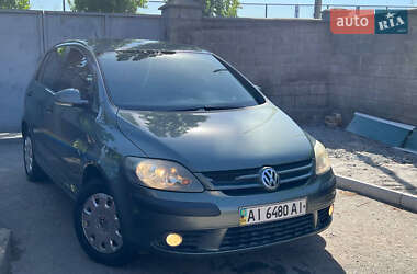 Хэтчбек Volkswagen Golf Plus 2005 в 