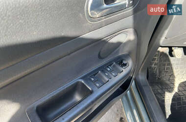 Хэтчбек Volkswagen Golf Plus 2005 в 