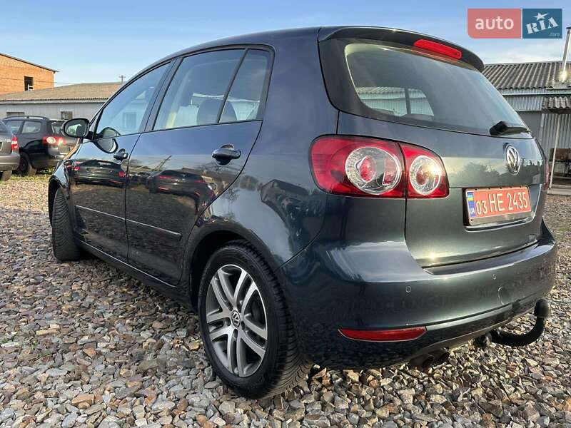 Хэтчбек Volkswagen Golf Plus 2009 в Днепре