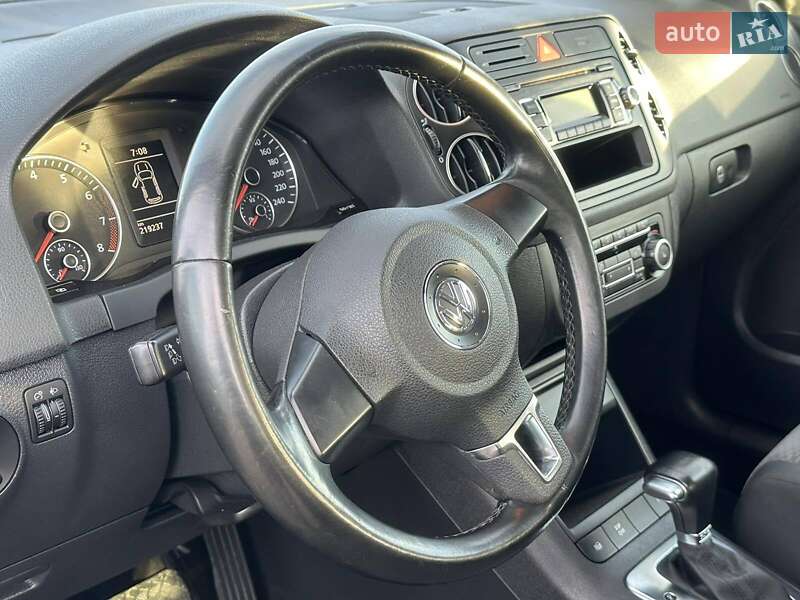 Хэтчбек Volkswagen Golf Plus 2009 в Днепре