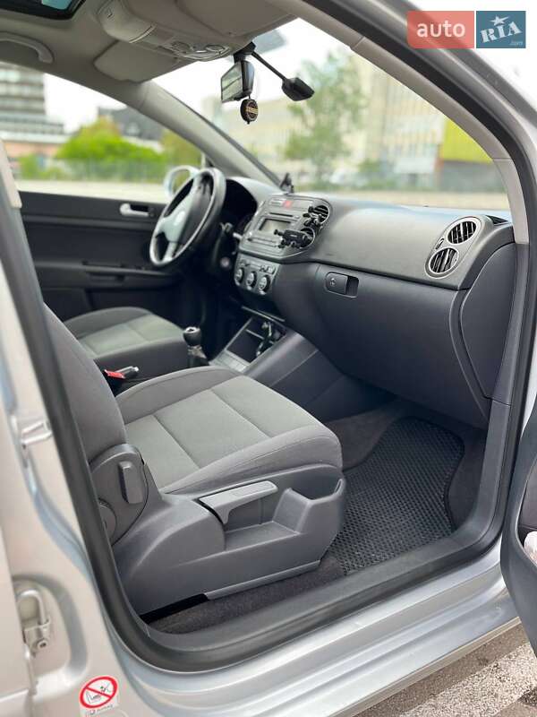 Хэтчбек Volkswagen Golf Plus 2005 в Ивано-Франковске