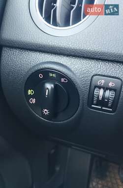 Хетчбек Volkswagen Golf Plus 2009 в 